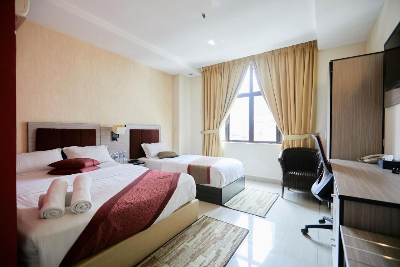 Dolphin Hotel, Chow Kit Kuala Lumpur Exterior photo